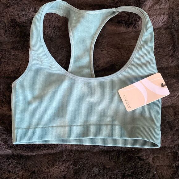NWT racer back Lively bralette - Size M - Picture 1 of 3